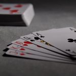 من هو مخترع ألعاب الورق (الكوتشينة) ؟